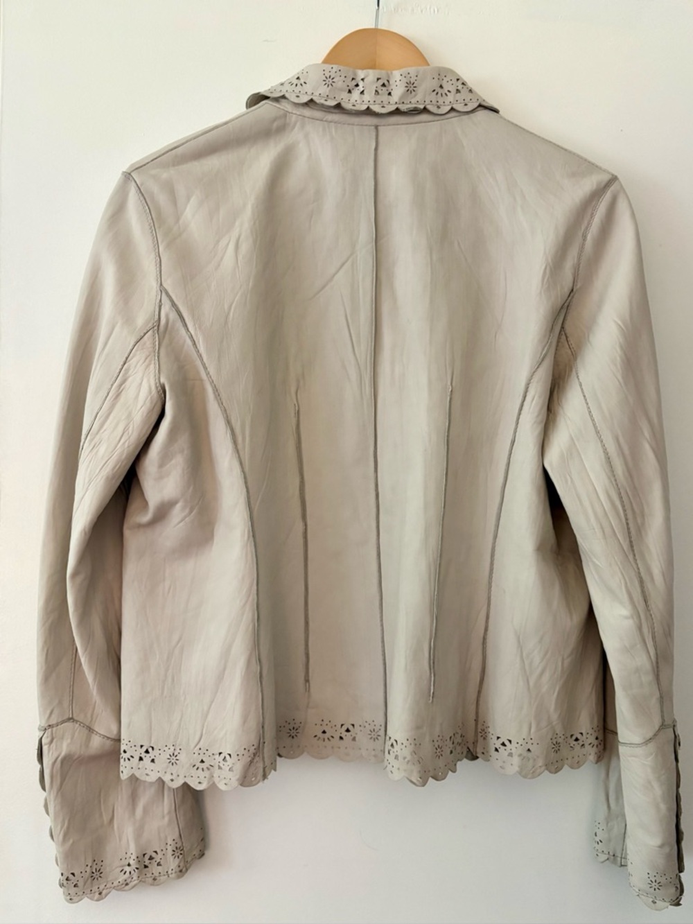 Vintage Laser cut pearl snap butter soft lamb Leather Jacket L - Picture 2 of 7